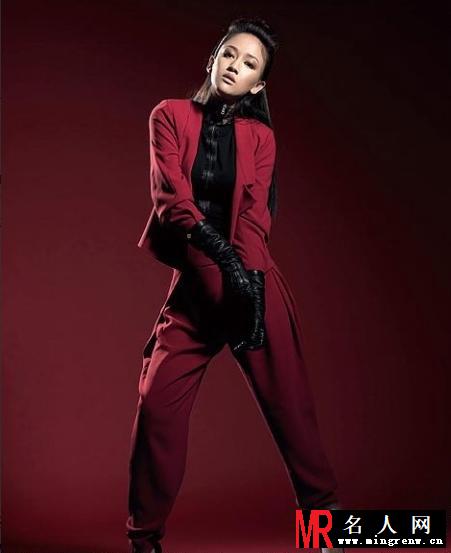 《ELLE》陈乔恩 这个女孩很百变(1)