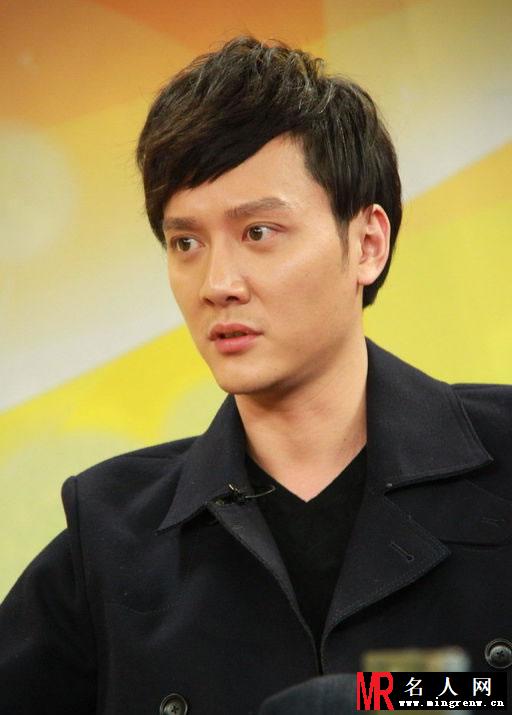 2011年冯绍峰做客腾讯名人坊 幽默谈吐引人喜爱(1)