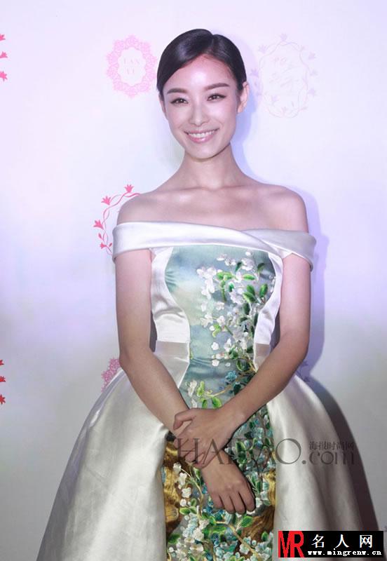 倪妮2013活动大图集第九弹 与黄渤合照笑容甜美(1)