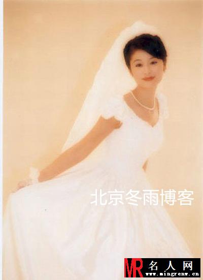 林心如婚纱照曝光 清纯灵气美艳动人(1)