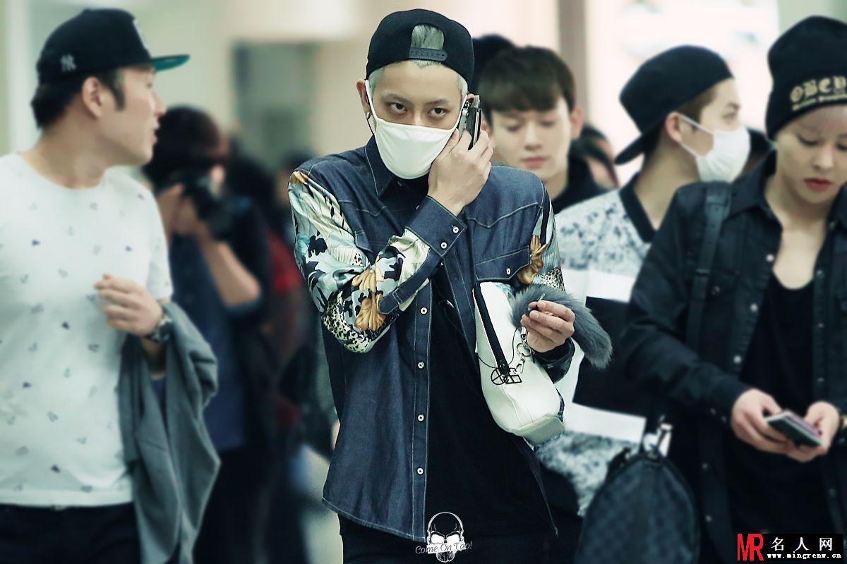 2014年4月EXO上海飞澳门机场帅气写真黄子韬图片写真(1)