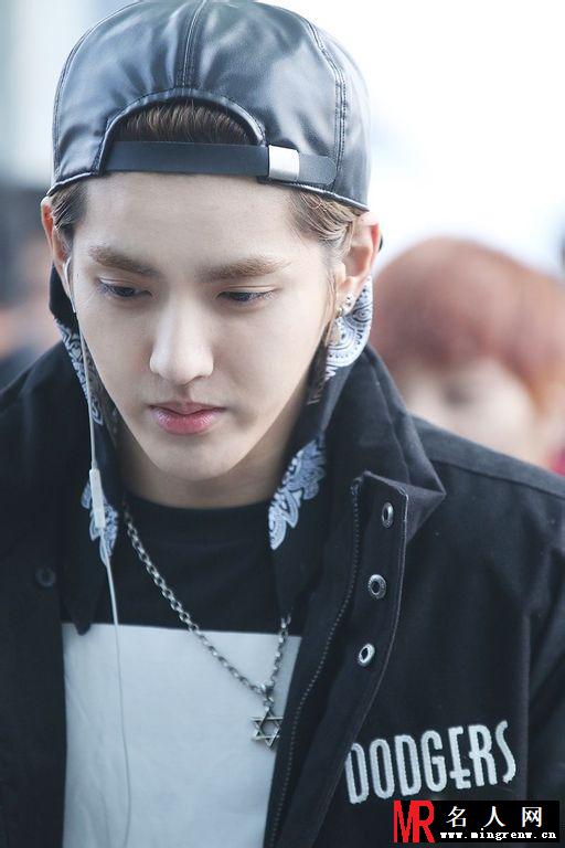 2014年1月EXO韩国飞往北京机场写真吴亦凡图片(1)