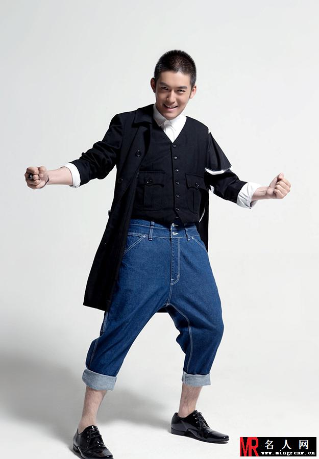 张博最新写真 变身大魔术师(1)