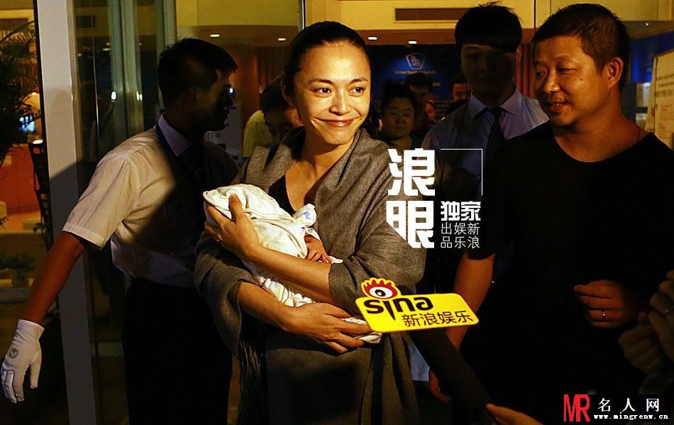 2013娱乐圈明星争相上头条 图文并茂大回顾(1)