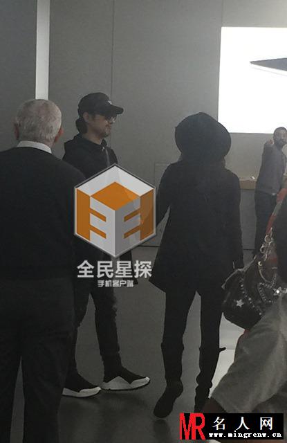 章子怡洛杉矶待产 陪汪峰逛赌城(1)
