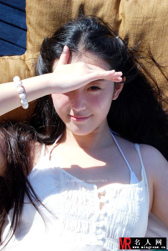 张辛苑《马尔代夫的假期》写真(1)