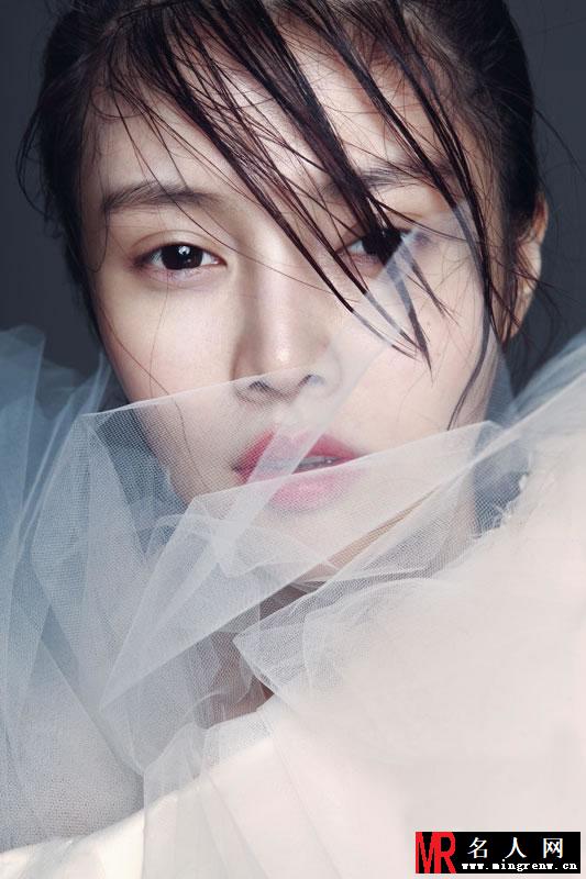 徐冬冬另类婚纱写真 造型唯美独特(1)