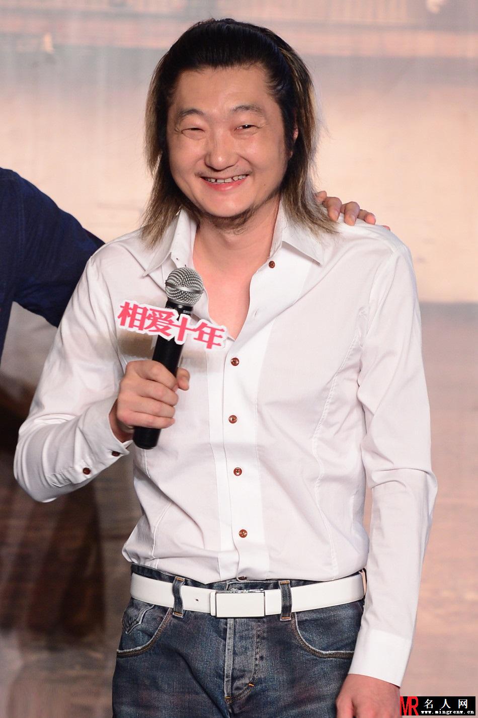 《相爱十年》发布会邓超 高虎 王大治齐齐亮相(1)