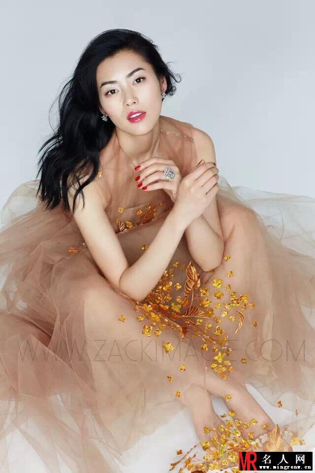 《我们相爱吧》长腿CP刘雯袭胸崔始源 危机化解爱情继续(1)