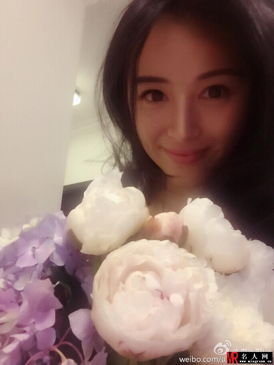 韩庚恋情曝光 李冰玉性感生活照(1)