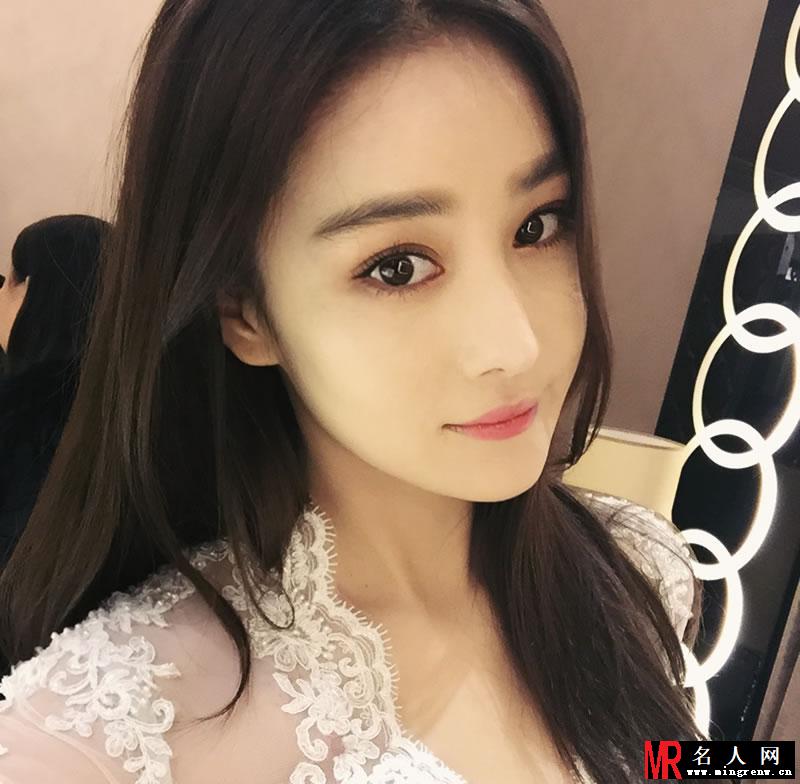 张馨予日常唯美生活照 清新可爱优雅而美丽(1)