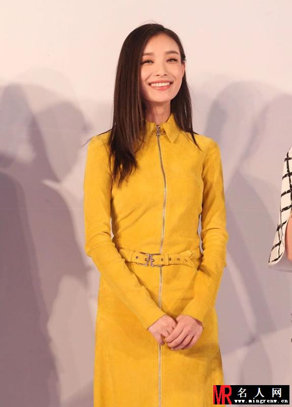 倪妮2013活动大图集第八弹 性感礼服大秀雪白玉背(1)