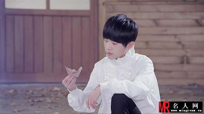 TFBOYS易烊千玺《Young》个人图集(1)