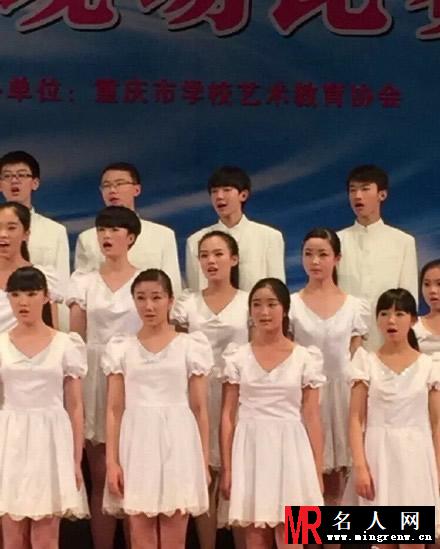 TFboys王源小小年纪参加声乐比赛 有模有样认真卖力(1)