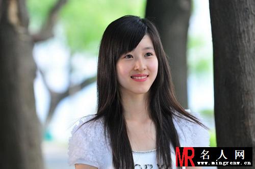 奶茶妹妹章泽天昔日写真照 超凡脱俗的美丽(1)