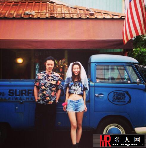 曾做人流交了七任男友的张子萱豪放旧照流出(1)