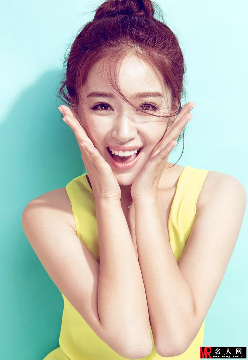 阚清子夏日清凉写真曝光 美艳超长睫毛惹人羡慕(1)