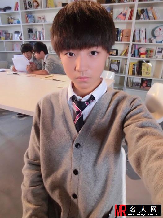 TFBOYS王俊凯2014年下半年帅气生活照集(1)