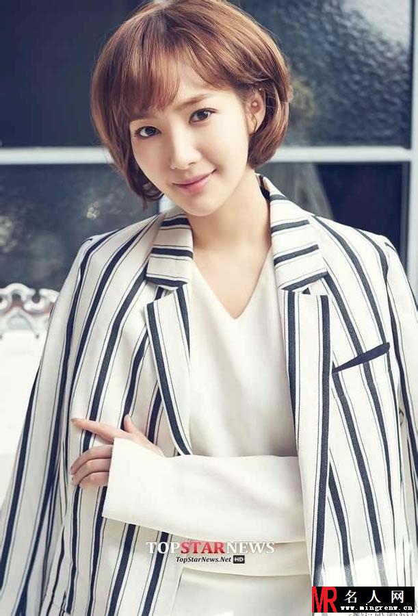 韩星朴敏英最新写真 尽展甜美笑靥(1)