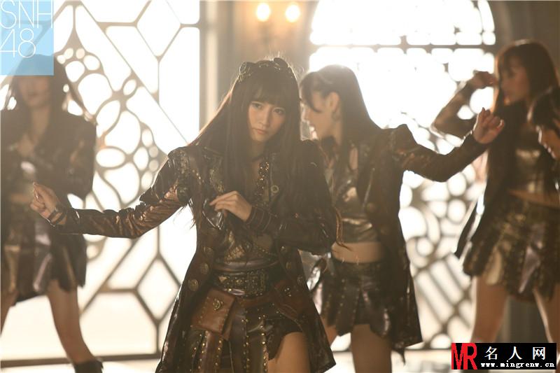 SNH48最新MV呜吒曝光 劲歌热舞秀美腿(1)