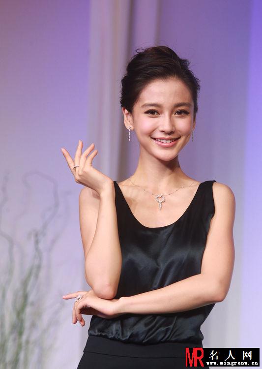 Angelababy性感亮相 懒理分手门或成小龙女(1)