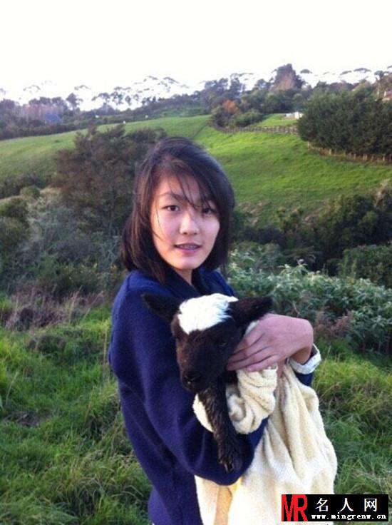 “元芳”张子健14岁漂亮女儿近照曝光(1)