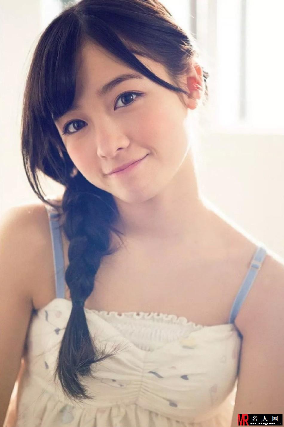 日本千年一遇美少女被孤立 写真清纯可爱(1)