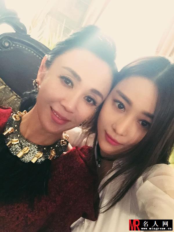 张馨予日常唯美生活照 清新可爱优雅而美丽(1)