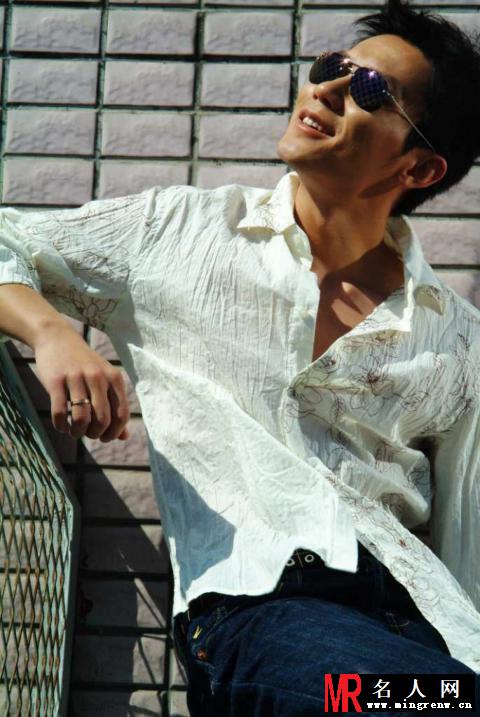 2008年10月刊《健美先生》李晨一展好身材(1)