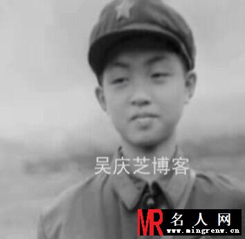 金星男儿身旧照 英俊挺拔似小生(1)