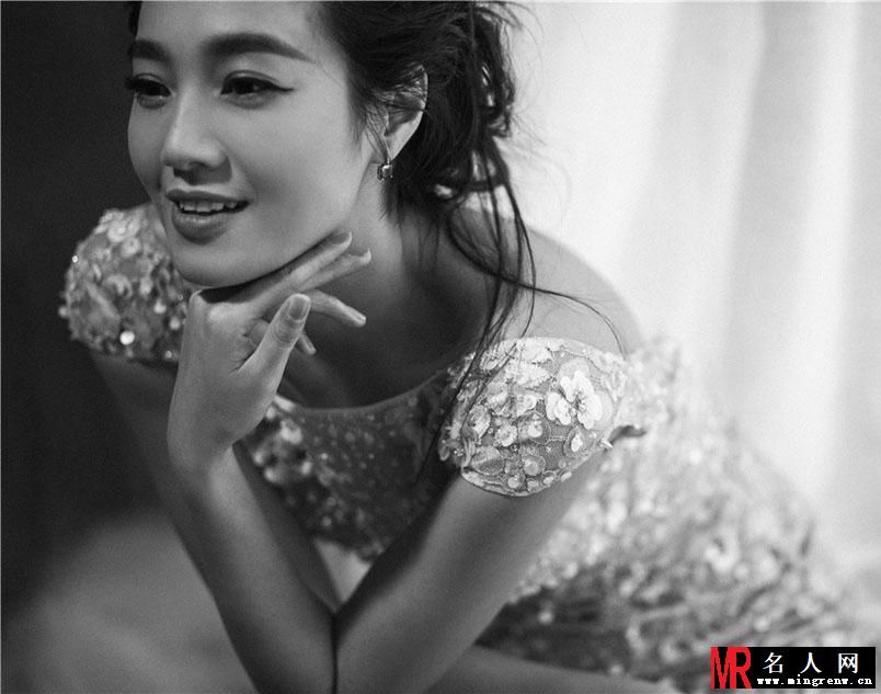 朱丹首秀婚纱写真曝光 分享甜蜜幸福(1)