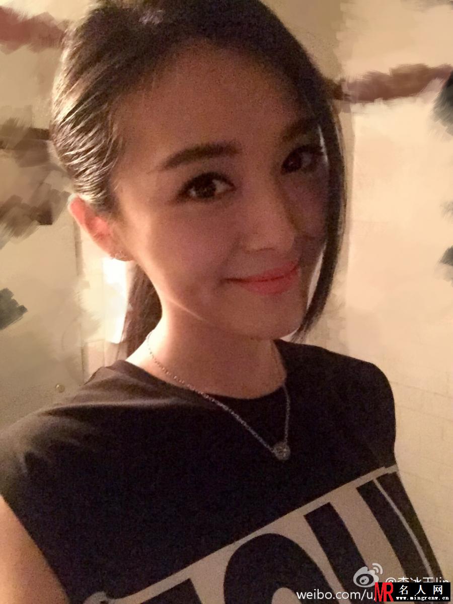 韩庚恋情曝光 李冰玉性感生活照(1)