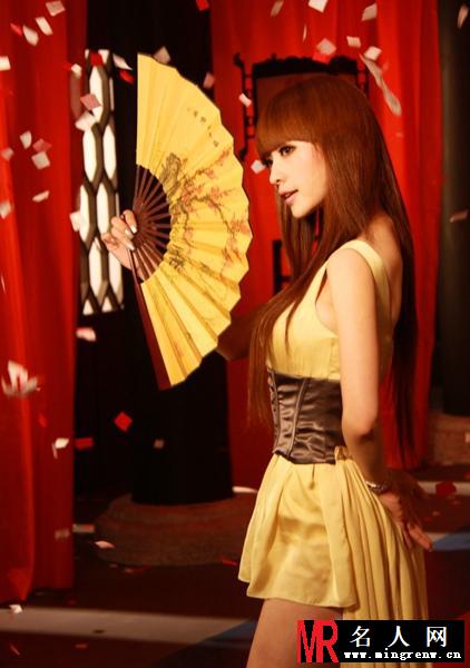 《孙尚香》MV中性感柳岩变武娘(1)