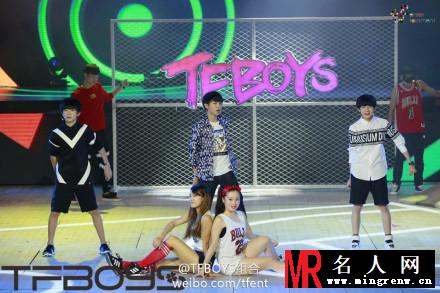 TFBOYS参加演出活动现场合辑 场面异常火爆(1)