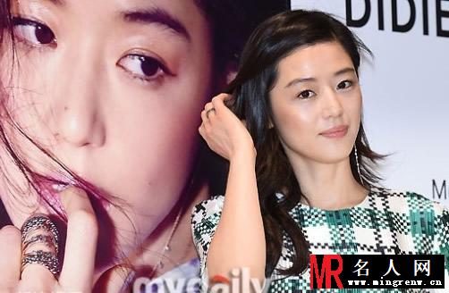 全智贤长发出席代言活动 再现《来自星星的你》同系列服装(1)