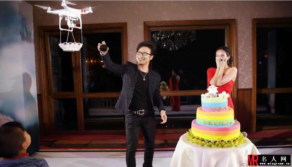 王力宏那英现身汪峰求婚现场 众大牌助攻抢头条(1)