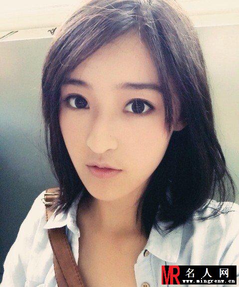 央视体育美女主播杨茗茗走红 美艳私照曝光(1)