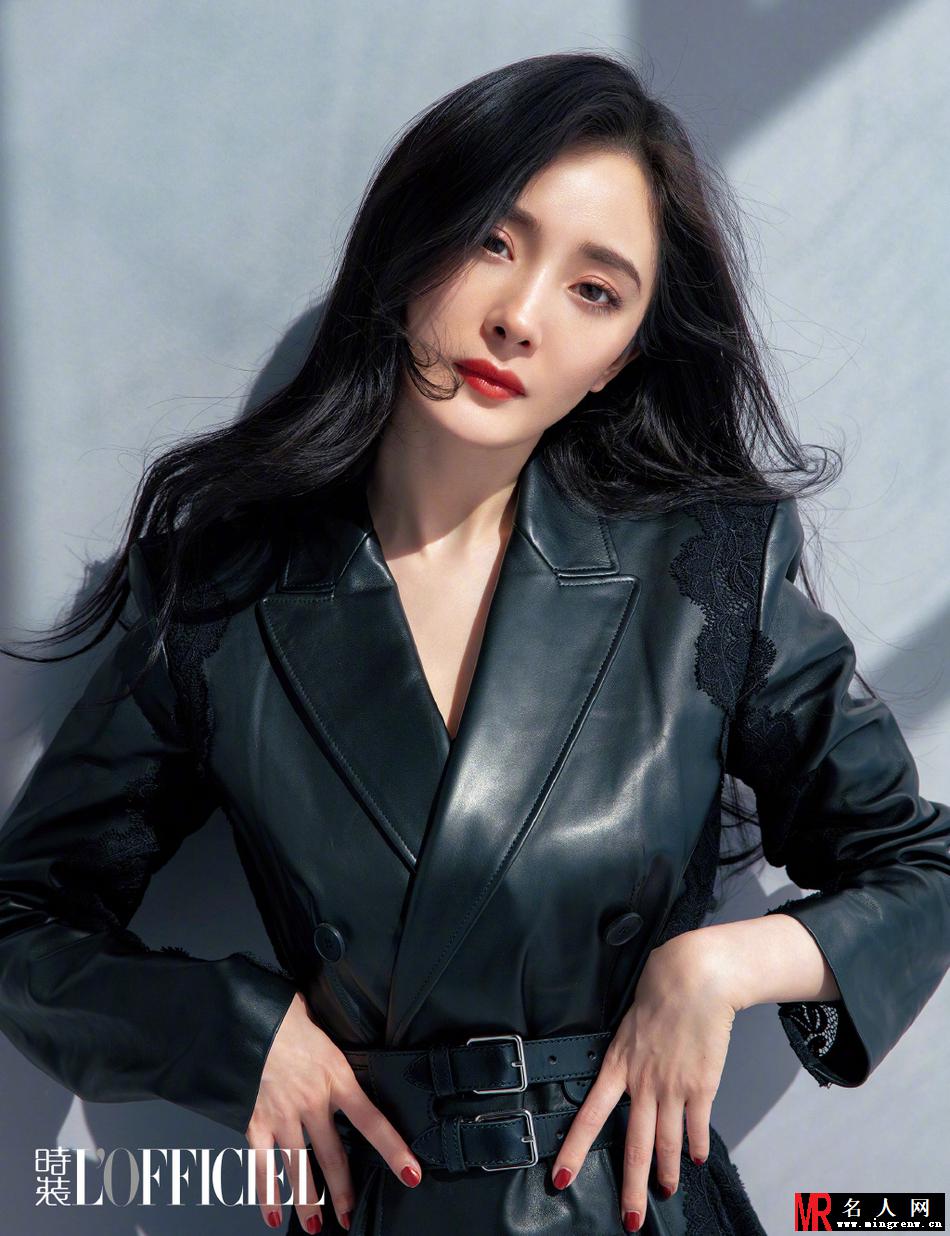 杨幂最新封面大片 演绎成熟女人味(1)