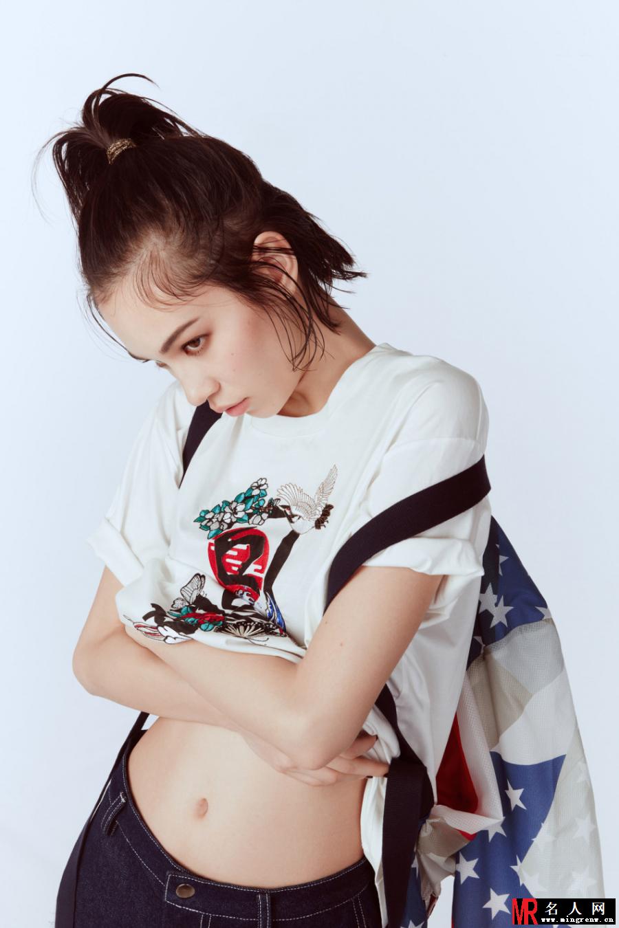 水原希子动感写真 露蛮腰性感俏丽(1)