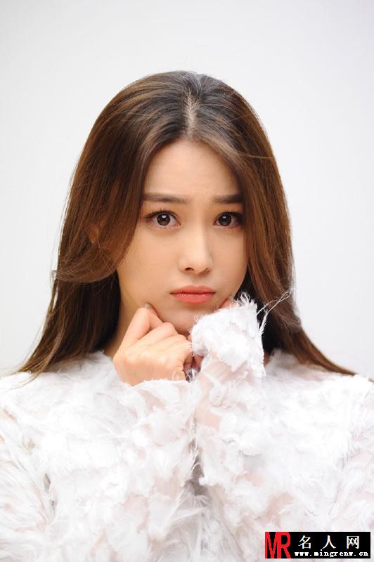 张馨予日常唯美生活照 清新可爱优雅而美丽(1)