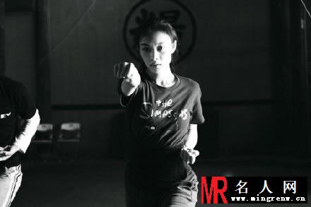 倪妮2015学习武术生活照 刻苦勤奋十分认真(1)