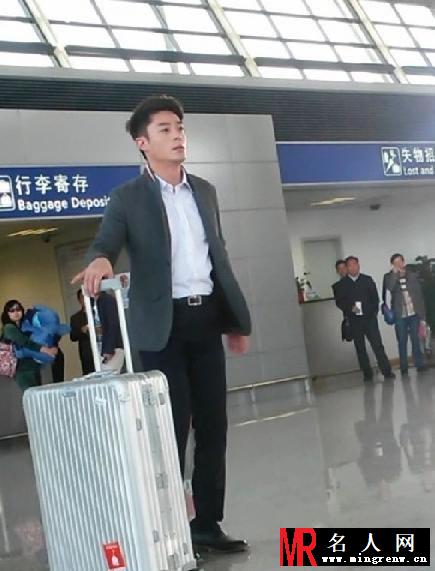 张雨绮出轨霍建华亲密合照曝光(1)