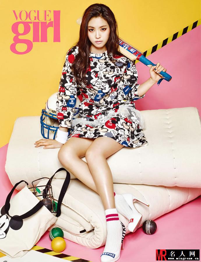 少女时代Tiffany携众星拍少女写真(1)