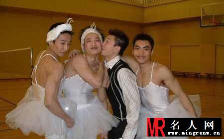 爸爸去哪儿爸爸昔日糗照 画面太美不敢看(1)