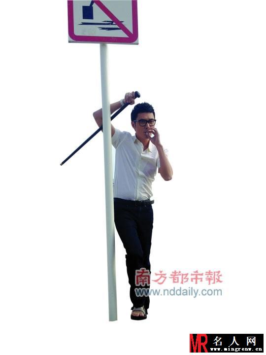 冯绍峰为《南方都市报》拍摄一组写真 完美演绎真男人(1)