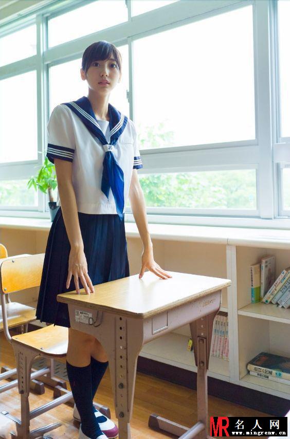 日本女星武田玲奈水手服写真清纯可爱(1)
