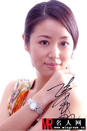 林心如代言dior腕表　俏丽中演绎奢华(1)