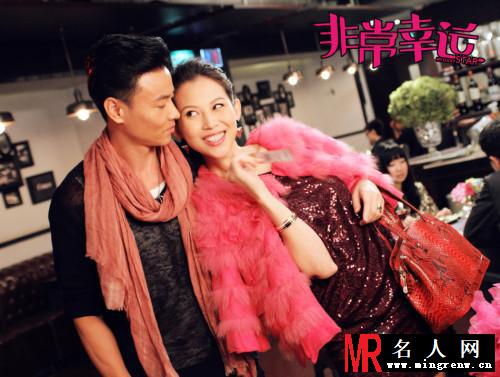 林心如客串《非常幸运》 再扮好姐妹 短发烟熏妆魅惑十足(1)
