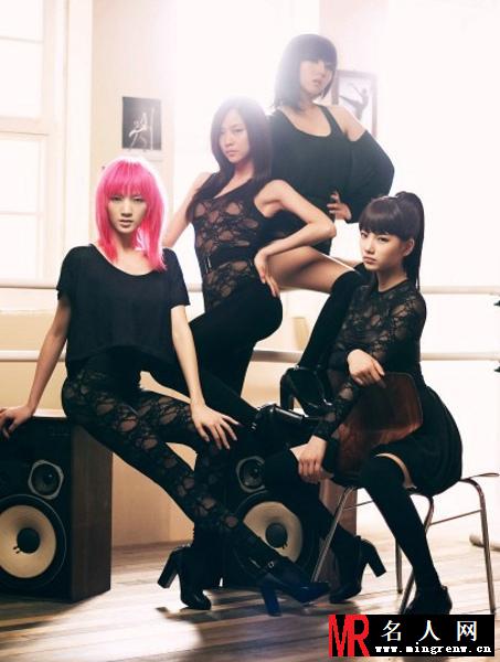 韩国女子组合Miss A孟佳性感露脐写真(1)
