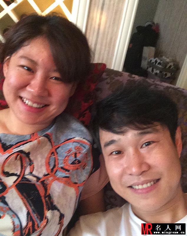 小沈阳结婚纪念日 微博秀与妻恩爱照(1)
